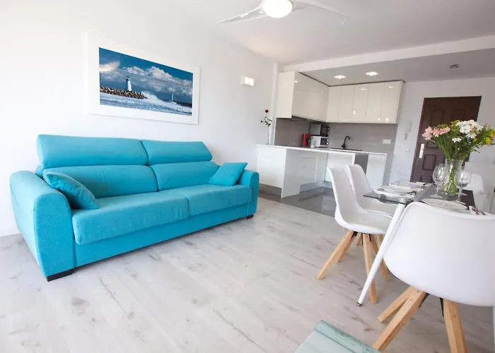 El Palmeral,sea View,pool- Seasonal *